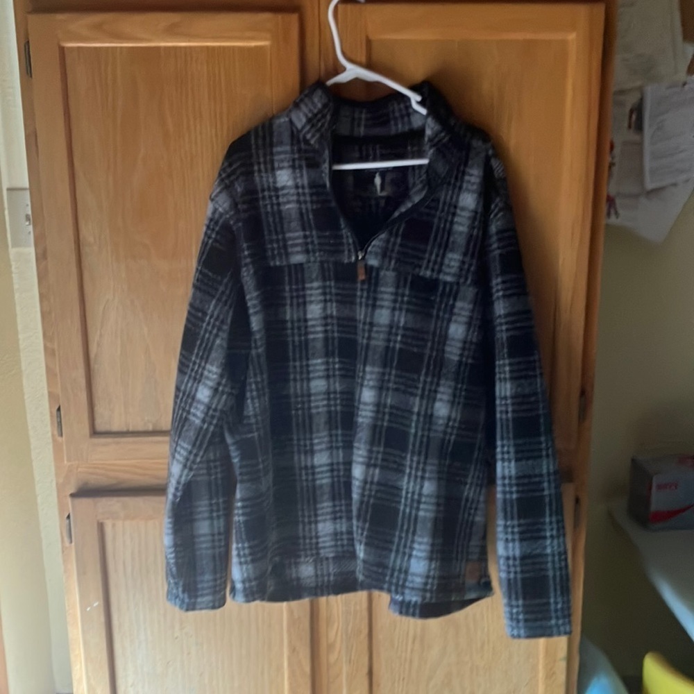 John Wayne Wooly Plaid Fleece. Quarter -zip Pullover. Black and white - Picture 3 of 7